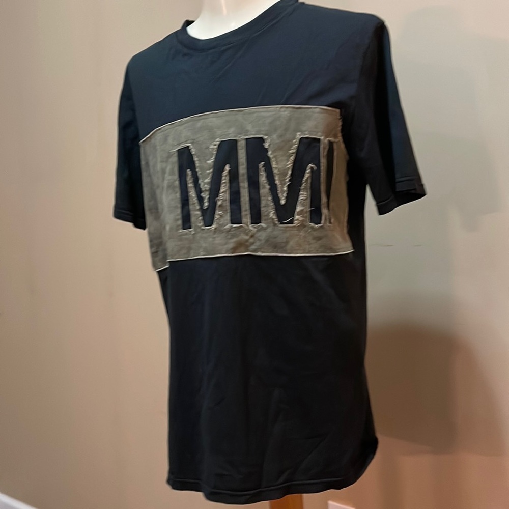 NWOT Mr & Mrs Italy MMI mens T-shirt